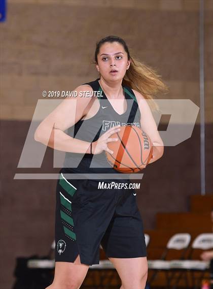 Thumbnail 3 in River Valley vs. Oroville (Chavez Christmas Classic) photogallery.