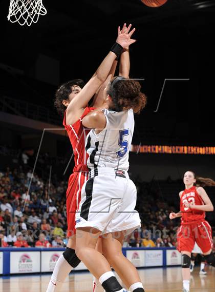 Thumbnail 1 in Windward vs. Mater Dei (CIF SoCal Regional Open Division Final) photogallery.