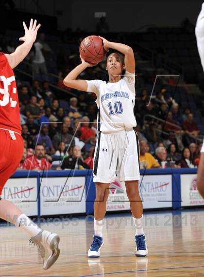 Thumbnail 2 in Windward vs. Mater Dei (CIF SoCal Regional Open Division Final) photogallery.