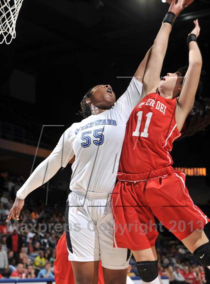 Thumbnail 3 in Windward vs. Mater Dei (CIF SoCal Regional Open Division Final) photogallery.