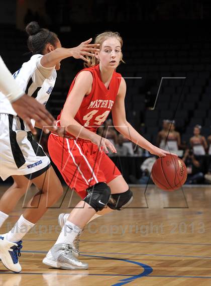 Thumbnail 2 in Windward vs. Mater Dei (CIF SoCal Regional Open Division Final) photogallery.
