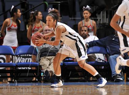 Thumbnail 3 in Windward vs. Mater Dei (CIF SoCal Regional Open Division Final) photogallery.