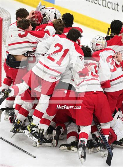 Thumbnail 3 in Joel Barlow/Weston/Abbott Tech vs. Conard (CIAC DIII Final) photogallery.