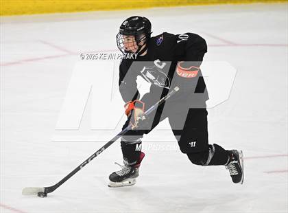 Thumbnail 3 in Joel Barlow/Weston/Abbott Tech vs. Conard (CIAC DIII Final) photogallery.