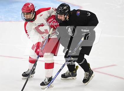 Thumbnail 3 in Joel Barlow/Weston/Abbott Tech vs. Conard (CIAC DIII Final) photogallery.