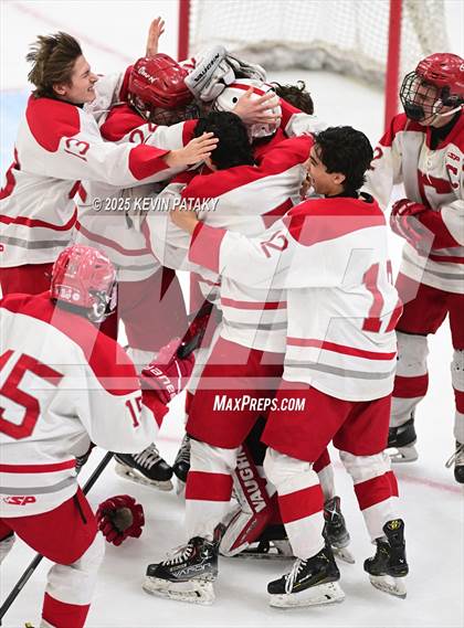 Thumbnail 2 in Joel Barlow/Weston/Abbott Tech vs. Conard (CIAC DIII Final) photogallery.