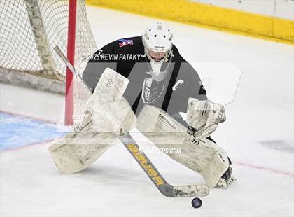 Thumbnail 1 in Joel Barlow/Weston/Abbott Tech vs. Conard (CIAC DIII Final) photogallery.