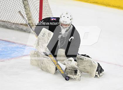 Thumbnail 3 in Joel Barlow/Weston/Abbott Tech vs. Conard (CIAC DIII Final) photogallery.