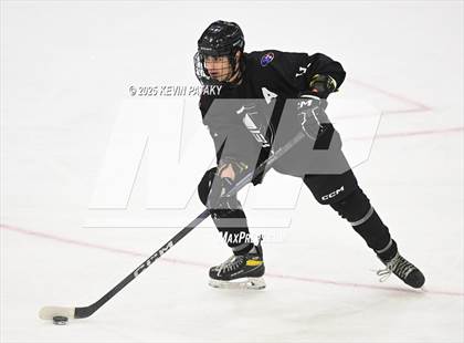 Thumbnail 3 in Joel Barlow/Weston/Abbott Tech vs. Conard (CIAC DIII Final) photogallery.