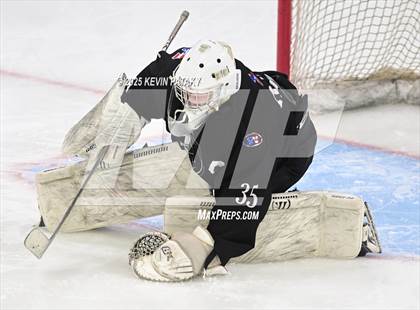 Thumbnail 3 in Joel Barlow/Weston/Abbott Tech vs. Conard (CIAC DIII Final) photogallery.
