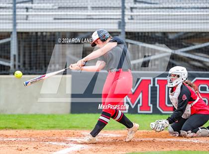 Thumbnail 2 in Elgin @ Mustang photogallery.