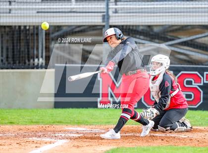 Thumbnail 3 in Elgin @ Mustang photogallery.