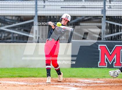 Thumbnail 3 in Elgin @ Mustang photogallery.