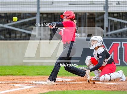 Thumbnail 2 in Elgin @ Mustang photogallery.