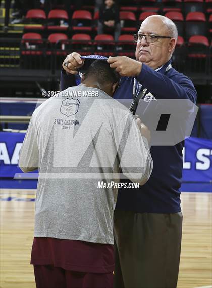 Thumbnail 3 in Mt. Vernon vs Fairport (NYSPHSAA Class AA Final) photogallery.