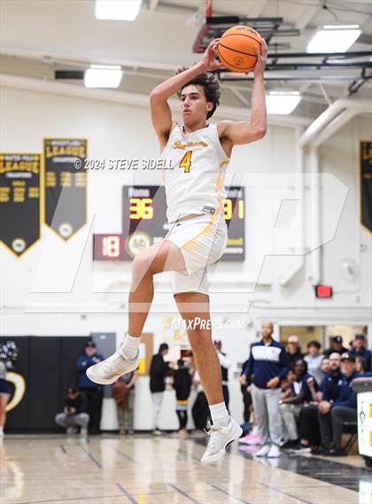 Thumbnail 2 in Mission Bay vs. San Marcos (CIF SD D1 Semifinal) photogallery.