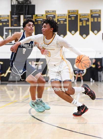 Thumbnail 2 in Mission Bay vs. San Marcos (CIF SD D1 Semifinal) photogallery.