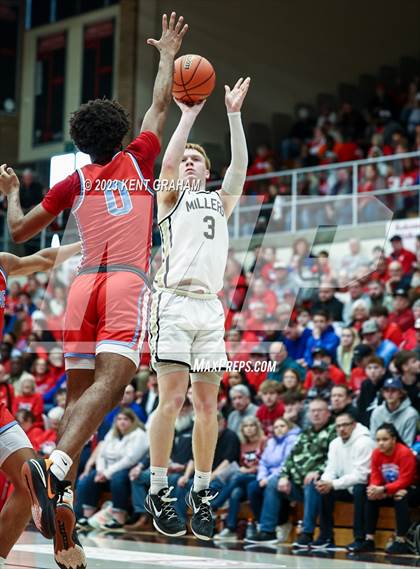Thumbnail 3 in Fort Wayne Wayne vs Noblesville (IHSAA 4A Regional Championship) photogallery.