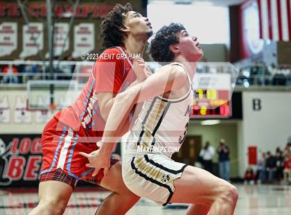 Thumbnail 3 in Fort Wayne Wayne vs Noblesville (IHSAA 4A Regional Championship) photogallery.