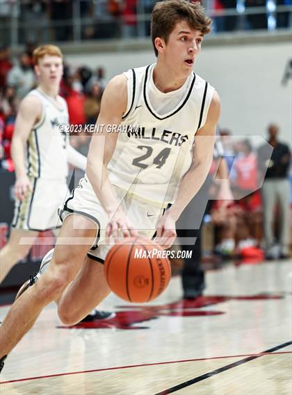 Thumbnail 2 in Fort Wayne Wayne vs Noblesville (IHSAA 4A Regional Championship) photogallery.
