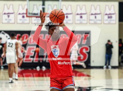 Thumbnail 2 in Fort Wayne Wayne vs Noblesville (IHSAA 4A Regional Championship) photogallery.