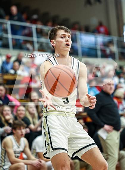 Thumbnail 2 in Fort Wayne Wayne vs Noblesville (IHSAA 4A Regional Championship) photogallery.