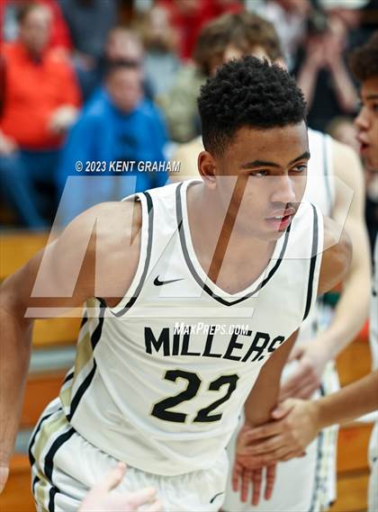Thumbnail 3 in Fort Wayne Wayne vs Noblesville (IHSAA 4A Regional Championship) photogallery.