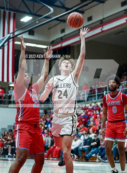 Thumbnail 3 in Fort Wayne Wayne vs Noblesville (IHSAA 4A Regional Championship) photogallery.