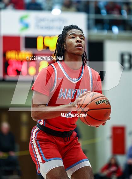 Thumbnail 3 in Fort Wayne Wayne vs Noblesville (IHSAA 4A Regional Championship) photogallery.