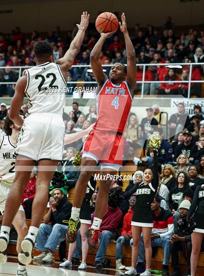 Thumbnail 3 in Fort Wayne Wayne vs Noblesville (IHSAA 4A Regional Championship) photogallery.