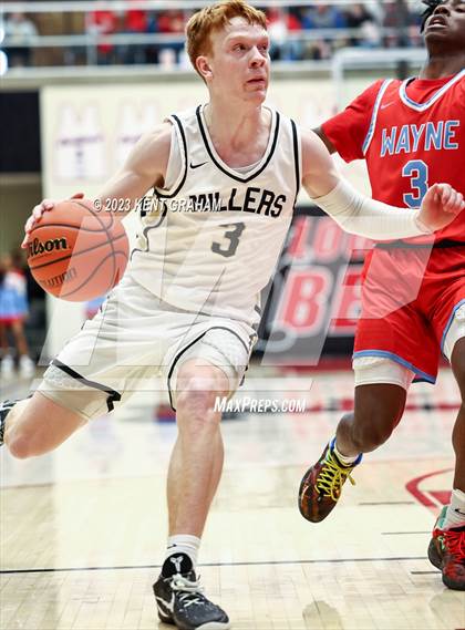 Thumbnail 3 in Fort Wayne Wayne vs Noblesville (IHSAA 4A Regional Championship) photogallery.