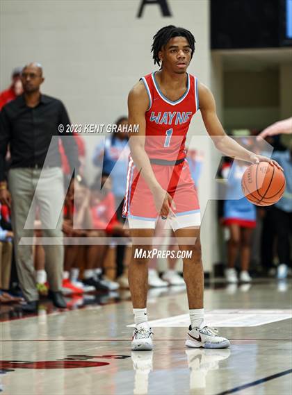 Thumbnail 1 in Fort Wayne Wayne vs Noblesville (IHSAA 4A Regional Championship) photogallery.