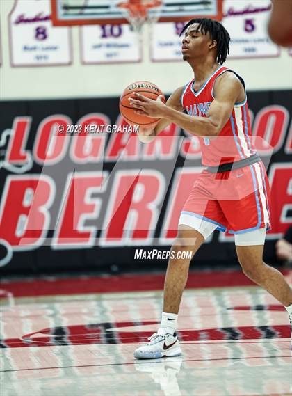 Thumbnail 3 in Fort Wayne Wayne vs Noblesville (IHSAA 4A Regional Championship) photogallery.