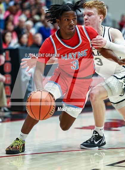 Thumbnail 2 in Fort Wayne Wayne vs Noblesville (IHSAA 4A Regional Championship) photogallery.