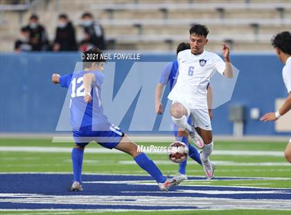Thumbnail 2 in Grand Prairie vs. Allen (UIL 6A Area Playoff) photogallery.