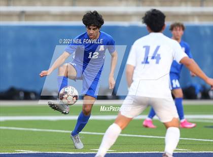 Thumbnail 3 in Grand Prairie vs. Allen (UIL 6A Area Playoff) photogallery.