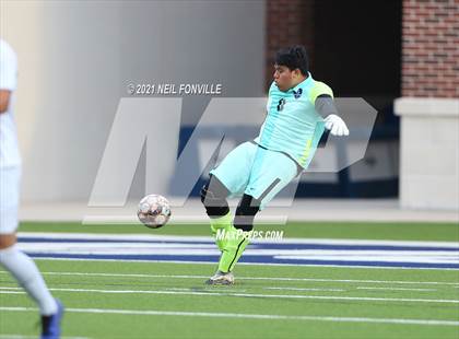 Thumbnail 1 in Grand Prairie vs. Allen (UIL 6A Area Playoff) photogallery.