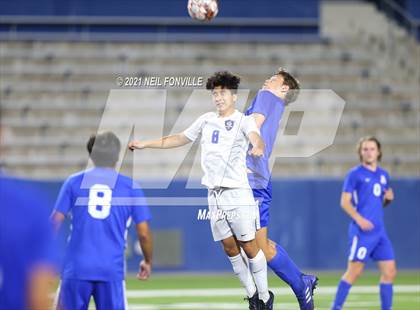 Thumbnail 2 in Grand Prairie vs. Allen (UIL 6A Area Playoff) photogallery.