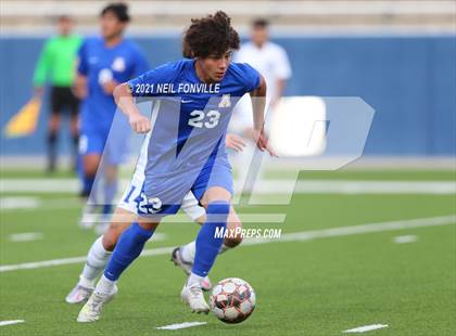 Thumbnail 2 in Grand Prairie vs. Allen (UIL 6A Area Playoff) photogallery.