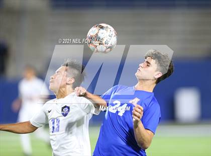 Thumbnail 3 in Grand Prairie vs. Allen (UIL 6A Area Playoff) photogallery.