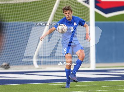 Thumbnail 2 in Grand Prairie vs. Allen (UIL 6A Area Playoff) photogallery.