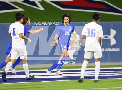 Thumbnail 1 in Grand Prairie vs. Allen (UIL 6A Area Playoff) photogallery.