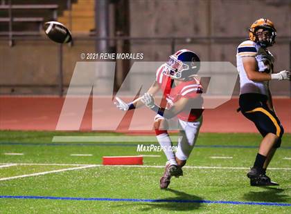 Thumbnail 3 in Montebello vs San Gabriel photogallery.