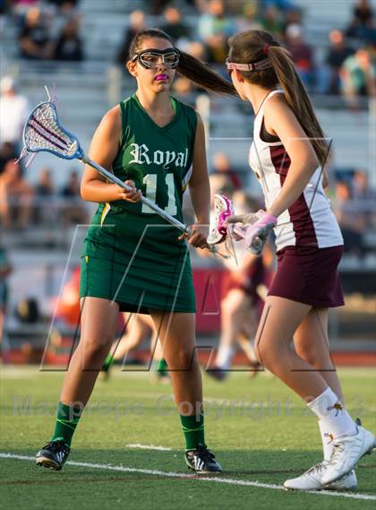 Thumbnail 3 in Royal @ Simi Valley photogallery.