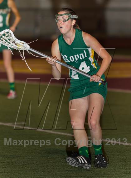 Thumbnail 3 in Royal @ Simi Valley photogallery.
