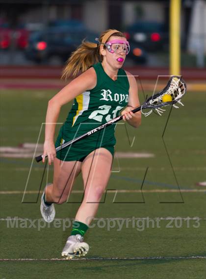 Thumbnail 3 in Royal @ Simi Valley photogallery.