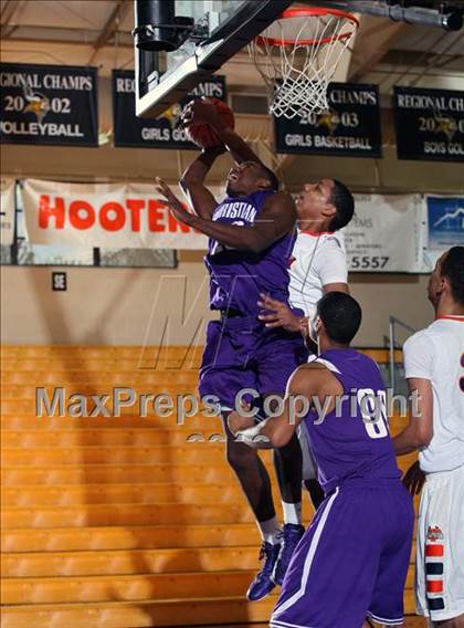 Thumbnail 2 in Whitney Young vs. Norfolk Christian (City of Palms Classic) photogallery.