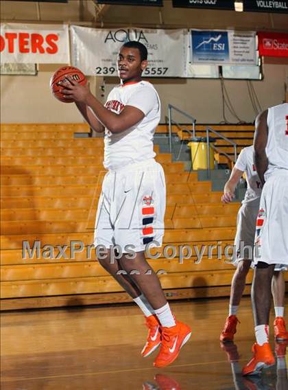 Thumbnail 1 in Whitney Young vs. Norfolk Christian (City of Palms Classic) photogallery.
