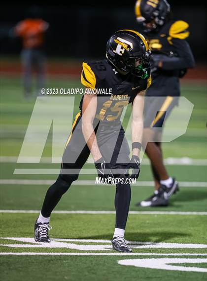 Thumbnail 2 in Forney vs. Lancaster (UIL Football 5A Division I Regional Final) photogallery.
