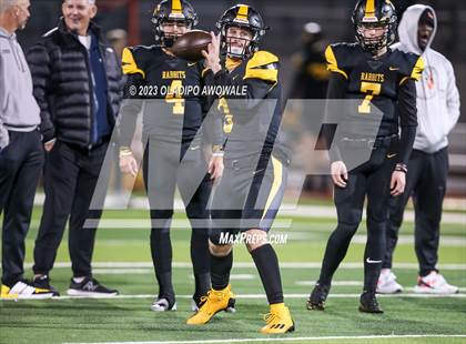 Thumbnail 1 in Forney vs. Lancaster (UIL Football 5A Division I Regional Final) photogallery.